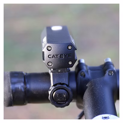 Pair of Cateye Ampp900 & Viz300 Lights