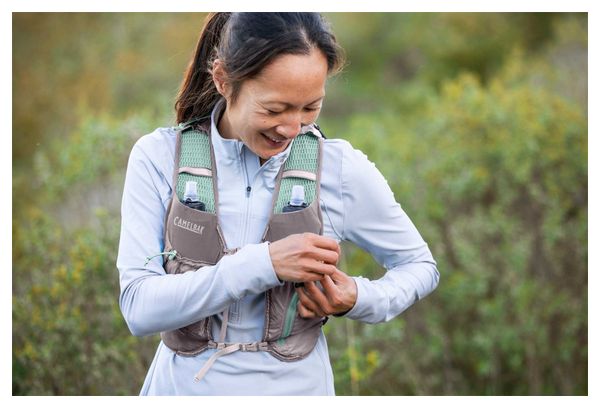 Camelbak Zephyr 12 + 2 Flask 500mL Hydration Jacket Gray Women