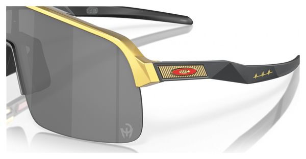 Oakley Sutro Lite x Patrick Mahomes II Gold Prizm Black Eyewear / Ref: OO9463-4739
