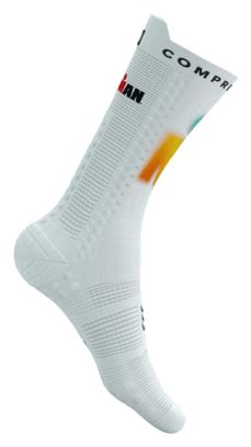 Chaussettes Compressport Pro Racing v4.0 Bike Ironman 2025 Blanc Sunrise