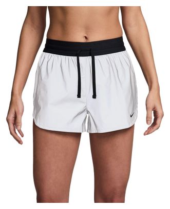 Nike Running Division Reflective Shorts 3in Weiß Damen