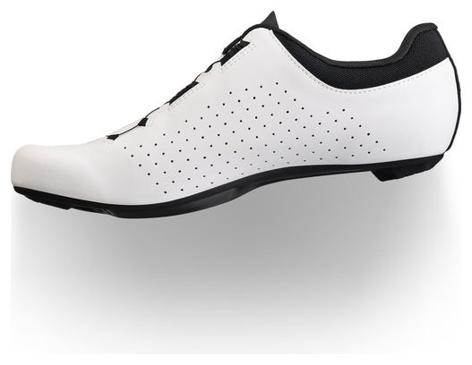 Fizik Vento Omna Wide Road Shoes, White/Black