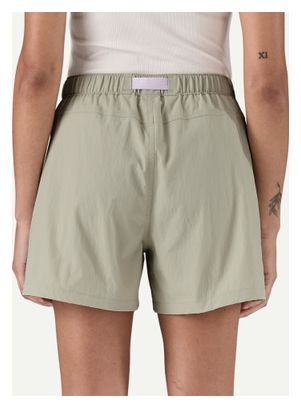 Short Patagonia Outdoor Everyday Shorts 6' Beige Femme