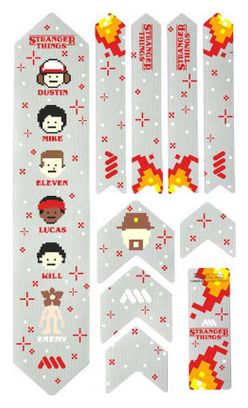 Kit de Protection All Mountain Style Extra Stranger Things 8bit