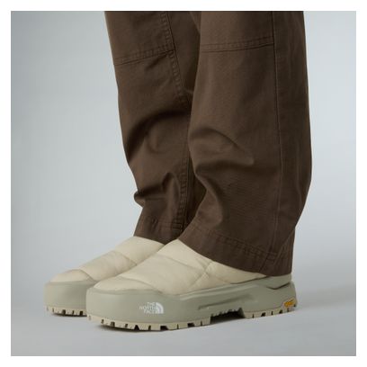 The North Face Base Camp Thermoball Beige Unisex Schoenen