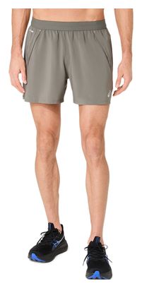 Pantaloncini Asics Road 5in Grigi da uomo