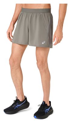 Pantaloncini Asics Road 5in Grigi da uomo