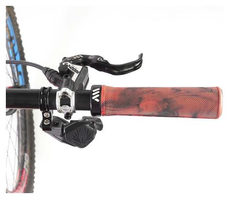 Paar All Mountain Style AMS Berm Red Camo Grips