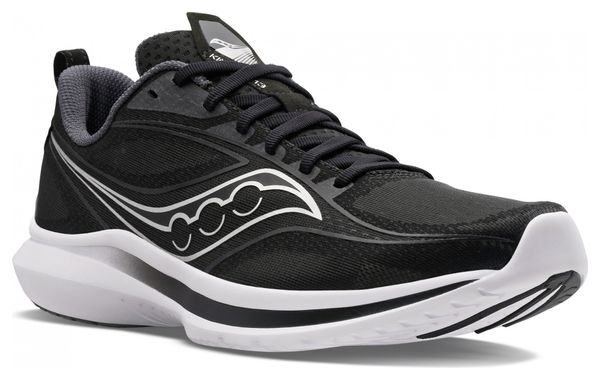 Chaussures Running Saucony Kinvara 13 Noir Blanc Femme