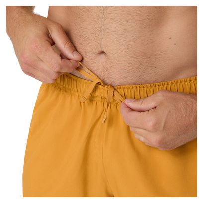 Pantalones cortos Asics Core 5in naranja para hombre