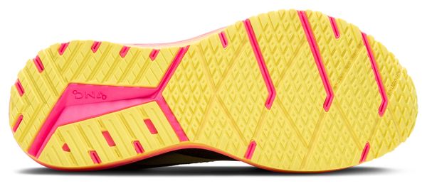 Brooks Revel 7 Hardloopschoenen Zwart/Roze