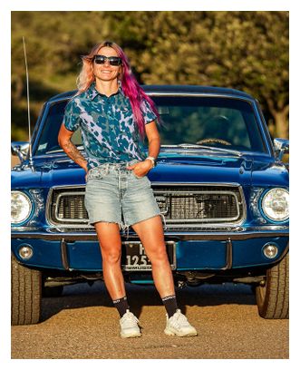 DHaRCO Tech Party Isa Leopard Violett Kurzarm-Bluse für Damen