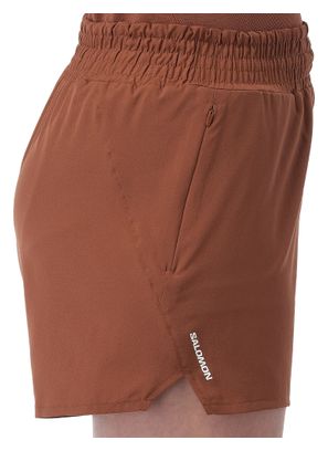 Pantalones cortos Salomon SHKout Core 4in marrones para mujer