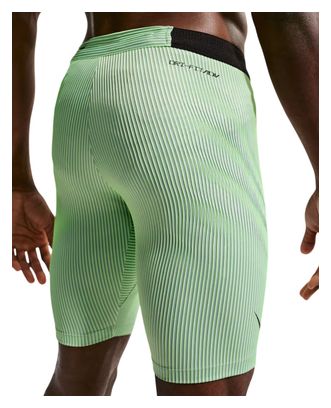 Pantaloncini da ciclismo Nike AeroSwift verdi da uomo