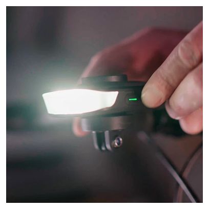 Ravemen FR1500 Black Front Light with Built-in Garmin/Wahoo GPS Mount