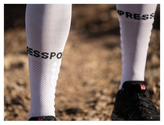 Calzini Compressport Full Socks Run Bianco