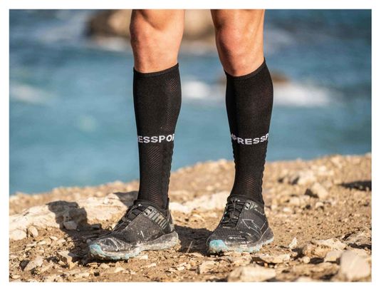 Chaussettes de Compression Compressport Full Socks Run Noir 