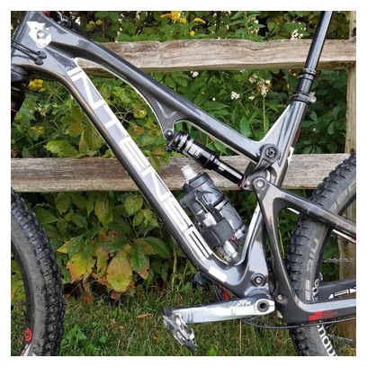 Wolf Tooth B-RAD Halve Flessen Adapter + DogBone Base Zwart