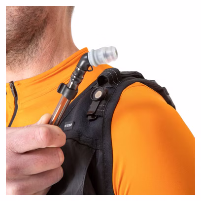 Restrap Race Hydration Vest 7.5L Black + 2L Water Bladder