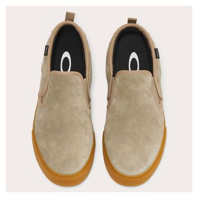 Oakley Banks Slip-On Beige Shoes | Alltricks.com
