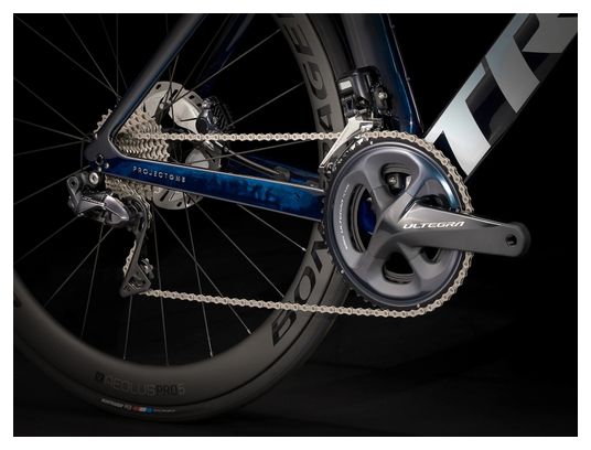 Bicicleta de carretera Trek Madone SLR 7 Disc Shimano Ultegra Di2 Carbon Navy Carbon Smoke / Viper Red 2021