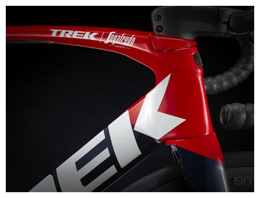 Bicicleta de carretera Trek Madone SLR 7 Disc Shimano Ultegra Di2 Carbon Navy Carbon Smoke / Viper Red 2021