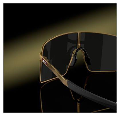 Gafas Oakley Sutro Ti Patrick Mahomes II - Gold Prizm Black / Ref: OO6013-0536