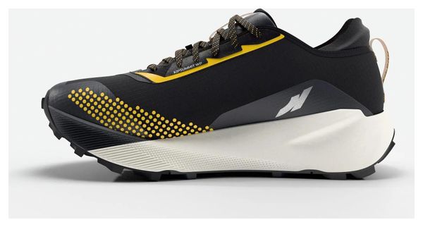 Scarpe da trail Kiprun Kipsummit Waterproof Nero/Arancione da uomo