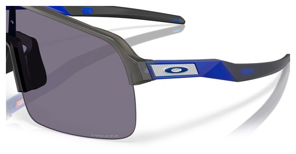 Oakley Sutro Lite Matte Grey Smoke / Prizm Grey Goggles / Ref : OO9463-6939