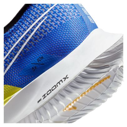 Nike ZoomX Streakfly Laufschuh Blau Gelb