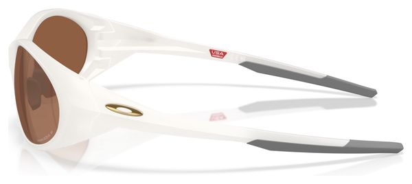 Oakley Eye Jacket Sunglasses from the Seek Collection / Prizm Tungsten Polarized / Ref: OO9438-2458