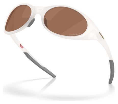 Oakley Eye Jacket Sunglasses from the Seek Collection / Prizm Tungsten Polarized / Ref: OO9438-2458