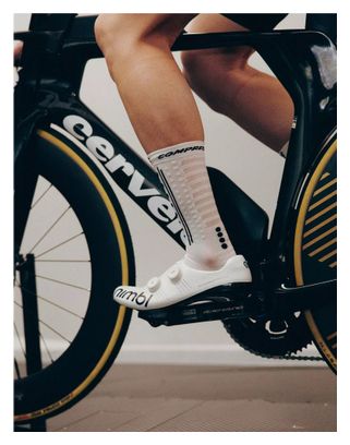 Compressport Aero Socks 2.0 sokken Wit/Zwart