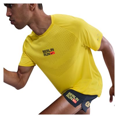 Men's Nike Stride Berlin Marathon Yellow short-sleeve jersey