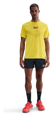Men's Nike Stride Berlin Marathon Yellow short-sleeve jersey