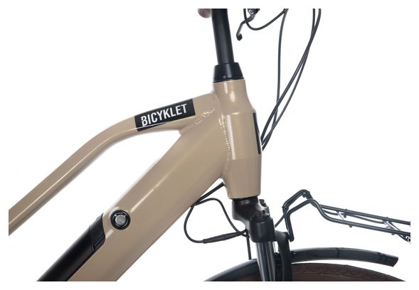 Prodotto ricondizionato - Bicyklet Camille Bicicletta elettrica da città Shimano Acera/Altus 8V 504 Wh 700 mm Ivory Beige