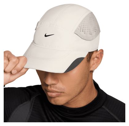 Nike Fly-Kappe in Beige