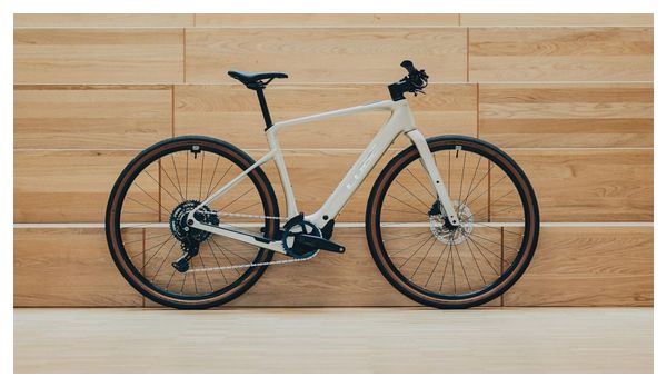 Vélo Cube Nulane Hybrid C:62 Race 400X 2026