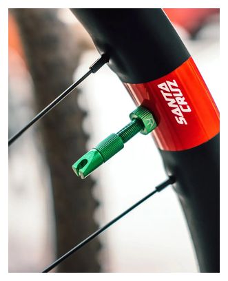 Peaty&#39;s x Chris King MK2 42mm Mango Tubeless Valves