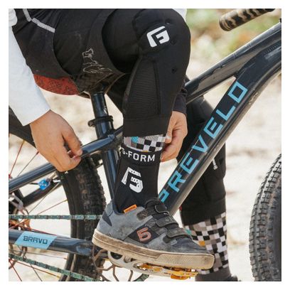 G-Form Pro-X4 enkelbeschermer zwart