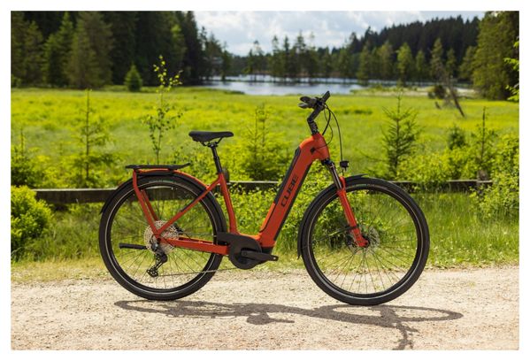 Vélo de Ville Électrique Cube Kathmandu Hybrid EXC 750 Easy Entry Shimano Deore 12V 750 Wh 700 mm Rouge 2023