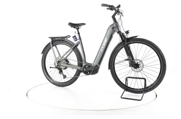 Produit reconditionné - Cube Kathmandu Hybrid Pro - Très Bon Etat
