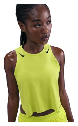 Nike AeroSwift Geel Gewas top voor dames