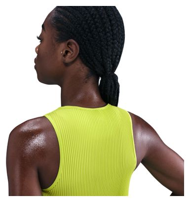 Nike AeroSwift Geel Gewas top voor dames