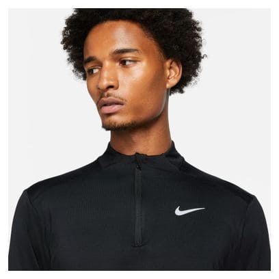 Camiseta Nike Element Negra 1/4 Zip Hombre