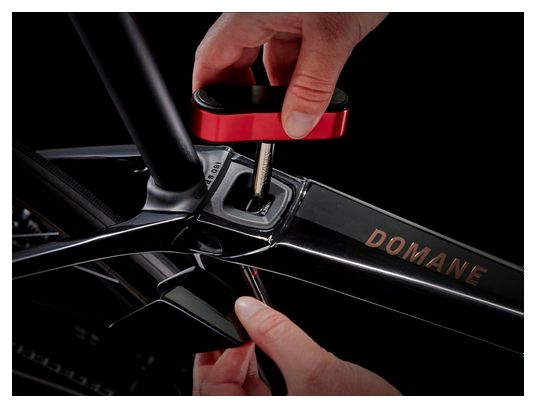 Vélo de Route Trek Domane SL 5 Shimano 105 11V 700 Noir 2023