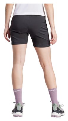 Zwarte adidas Terrex Xperior Mid Shorts