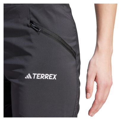 Zwarte adidas Terrex Xperior Mid Shorts