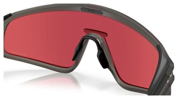 Lunettes Oakley Latch Panel Matte Grey Smoke / Prizm Snow Sapphire / Ref : OO9404-1235