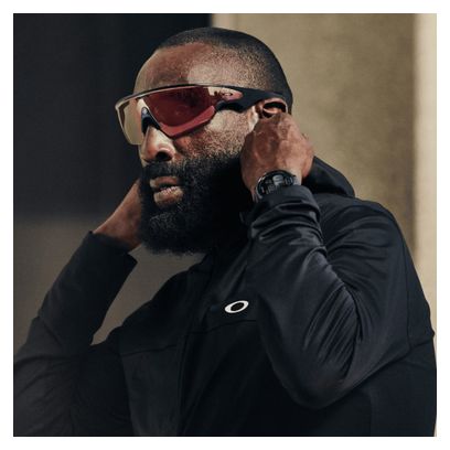 Oakley Meta Vanguard AI Sunglasses - Black / Prizm Transitions Ember / Ref: OW8001-09